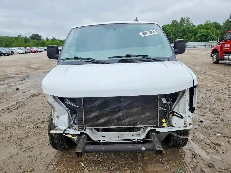 1GTW7BFP8P1107758 2023 GMC SAVANA-4
