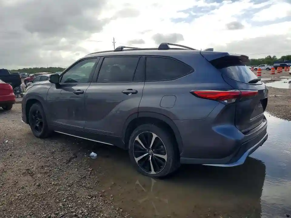 5TDLZRAH5MS068907 2021 TOYOTA HIGHLANDER-1