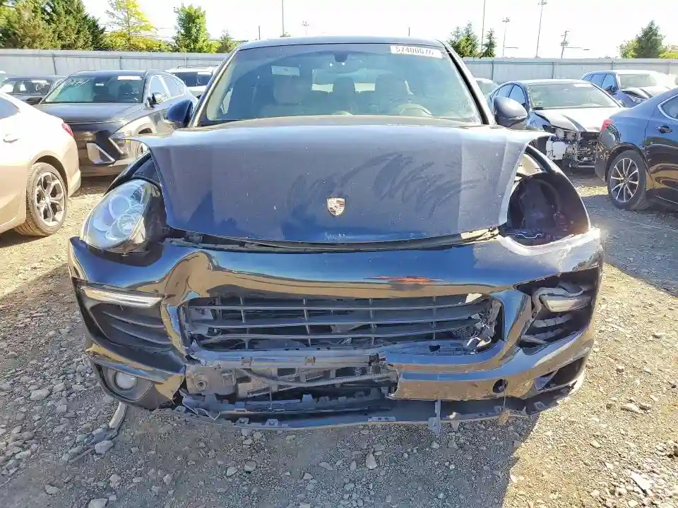 WP1AA2A2XJKA00931 2018 PORSCHE CAYENNE-4