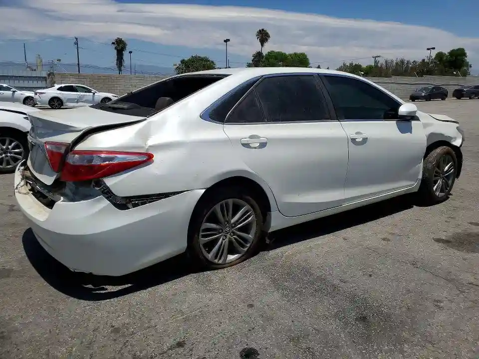 4T1BF1FK7HU339490 2017 TOYOTA CAMRY-2