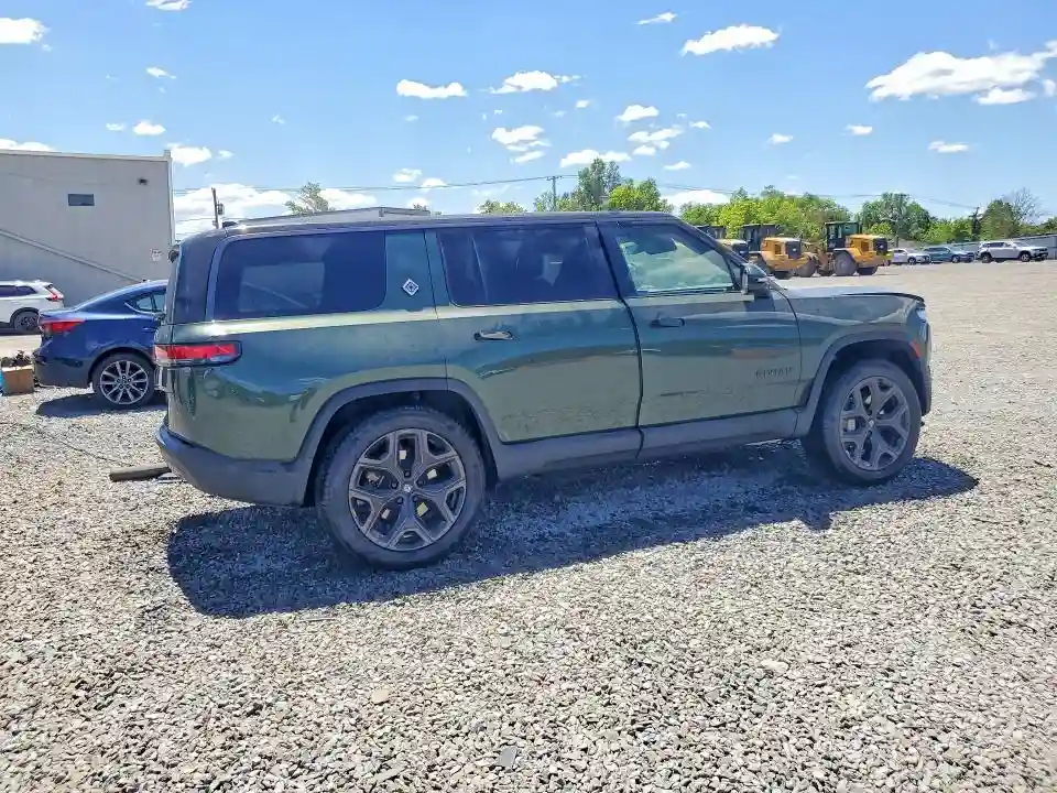 7PDSGBBA5SN073823 2025 RIVIAN RIS-2
