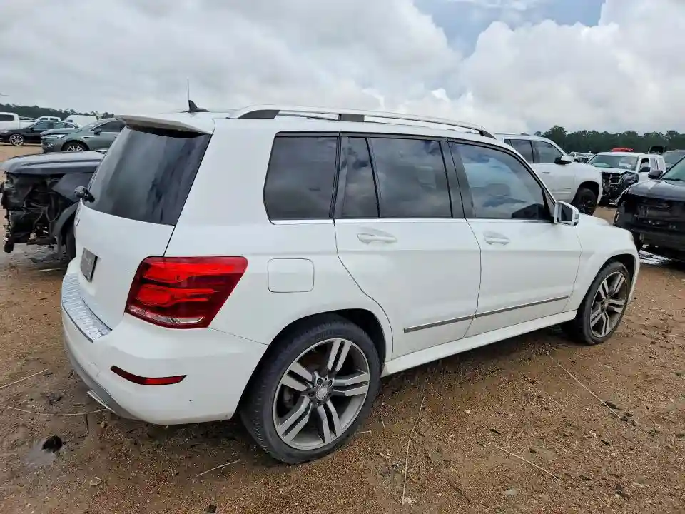 WDCGG5HB4FG416835 2015 MERCEDES-BENZ GLK-CLASS-2