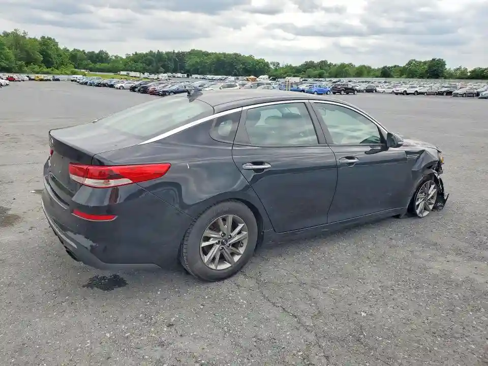 5XXGT4L31KG297980 2019 KIA OPTIMA-2