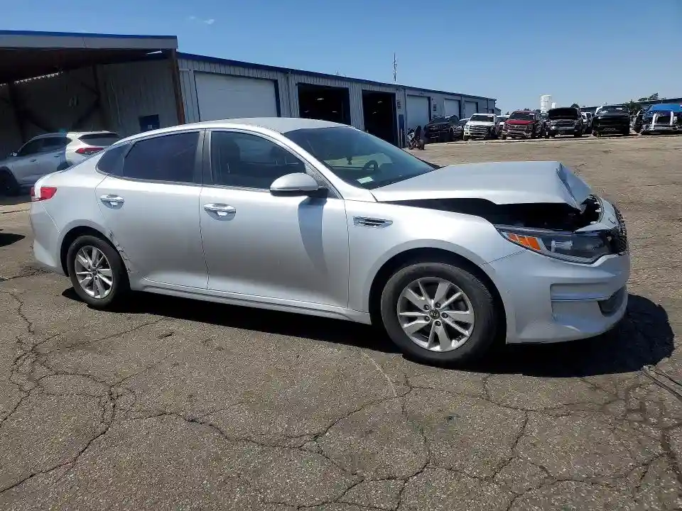 KNAGT4L33G5112336 2016 KIA OPTIMA-3