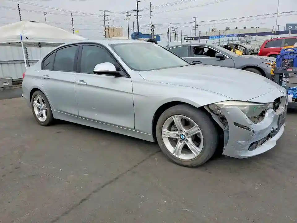 WBA3D3C5XFK158379 2015 BMW 3 SERIES-3