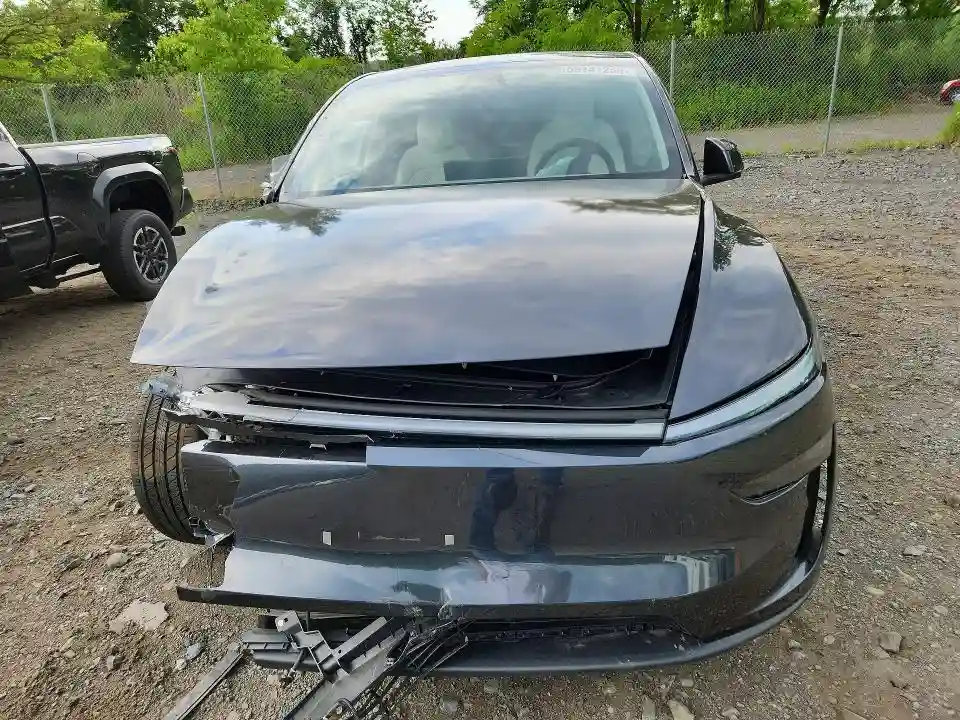 7SAYGDEE1TF396460 2026 TESLA MODEL Y-4