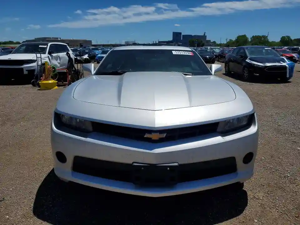 2G1FB1E34F9288240 2015 CHEVROLET CAMARO-4