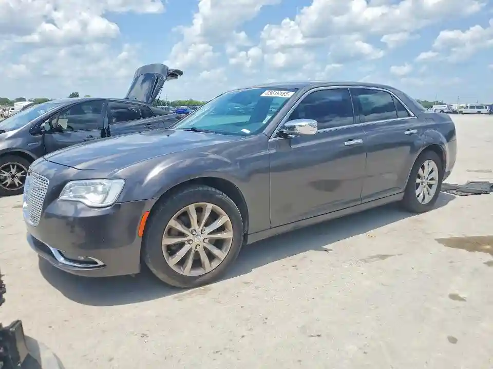 2C3CCAKG8JH250592 2018 CHRYSLER 300-0