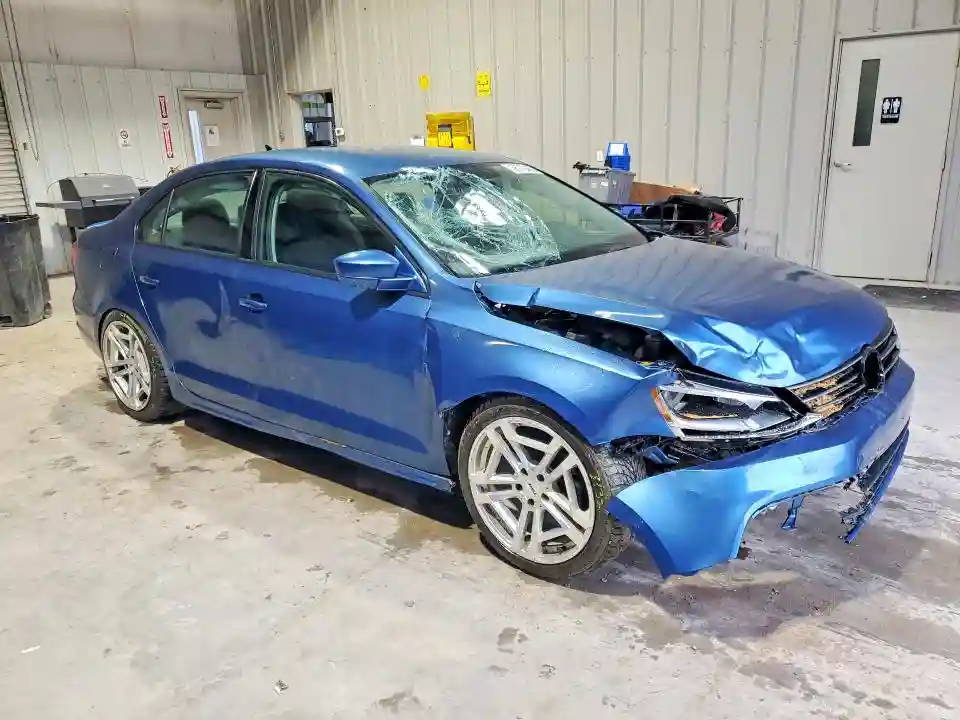 3VW1K7AJ4FM219867 2015 VOLKSWAGEN JETTA-3