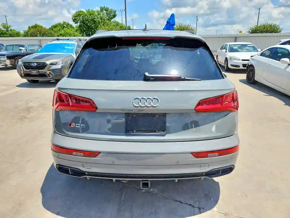 WA1B4AFY4K2101138 2019 AUDI SQ5-5