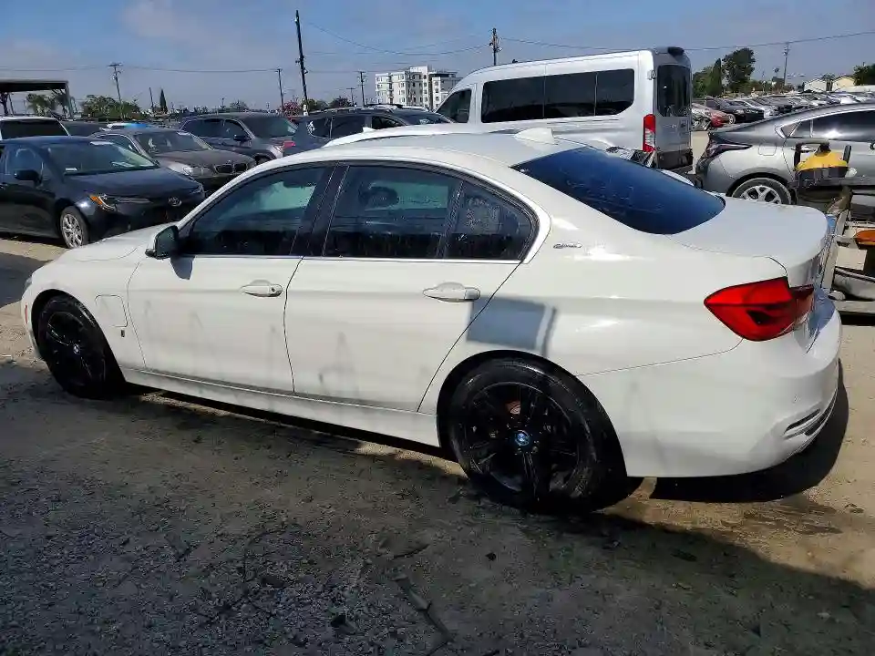 WBA8E1C32HA159282 2017 BMW 3 SERIES-1