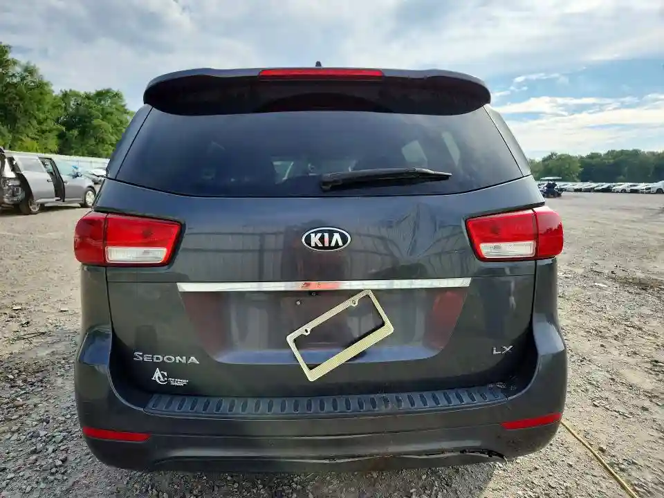 KNDMB5C18F6069313 2015 KIA SEDONA-5