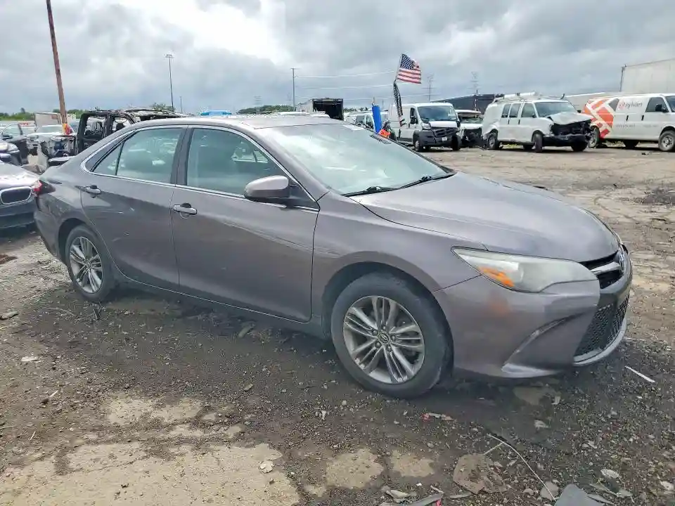 4T1BF1FK8FU059400 2015 TOYOTA CAMRY-3