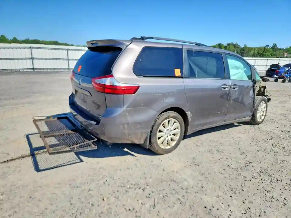 5TDDK3DC0GS131387 2016 TOYOTA SIENNA-2