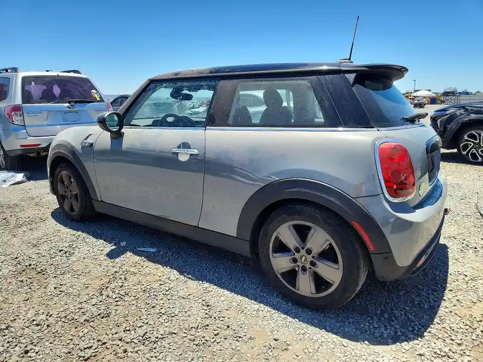 WMW13DJ04P2T37185 2023 MINI COOPER-1