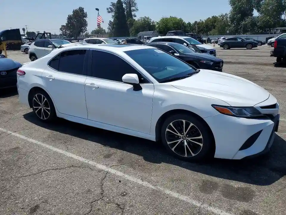 4T1G11AK3LU911305 2020 TOYOTA CAMRY-3
