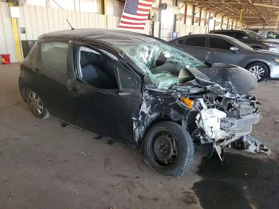 VNKKTUD3XHA075880 2017 TOYOTA YARIS-3