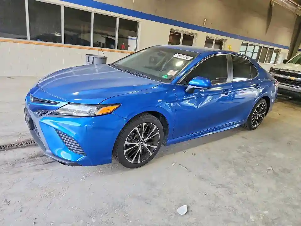 4T1B11HKXJU022398 2018 TOYOTA CAMRY-0