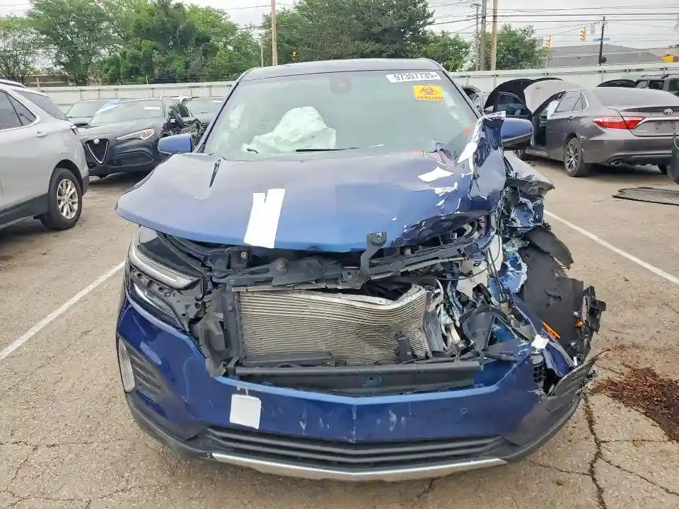 3GNAXUEV5NL155771 2022 CHEVROLET EQUINOX-4