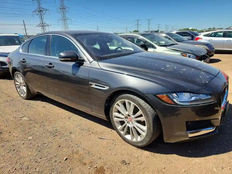SAJBK4BN3HCY42894 2017 JAGUAR XF-3