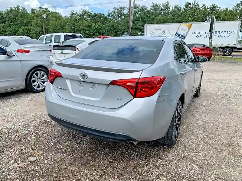 2T1BURHE3HC782152 2017 TOYOTA COROLLA-3