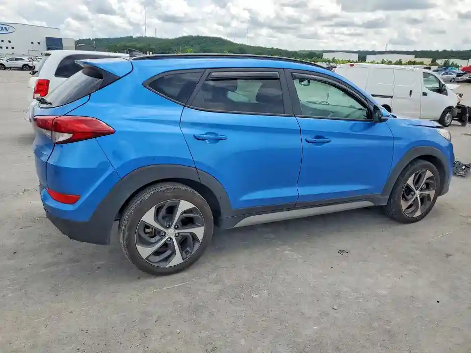 KM8J33A23JU699708 2018 HYUNDAI TUCSON-2