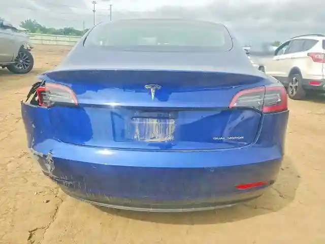 5YJ3E1EB6JF090272 2018 TESLA MODEL 3-5