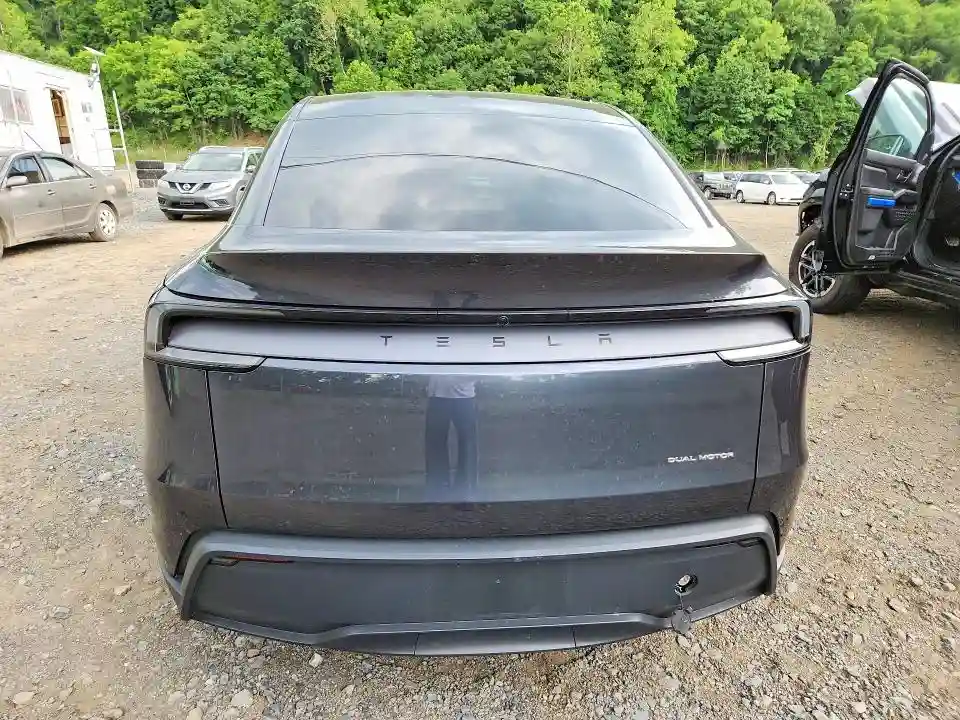 7SAYGDEE1TF396460 2026 TESLA MODEL Y-5