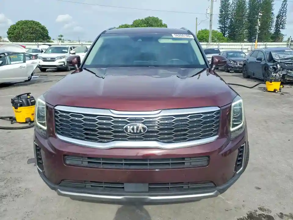 5XYP64HC7LG007125 2020 KIA TELLURIDE-4