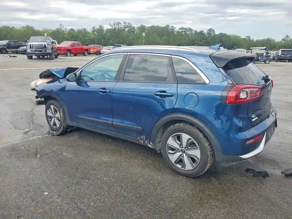 KNDCB3LC4J5211141 2018 KIA NIRO-1