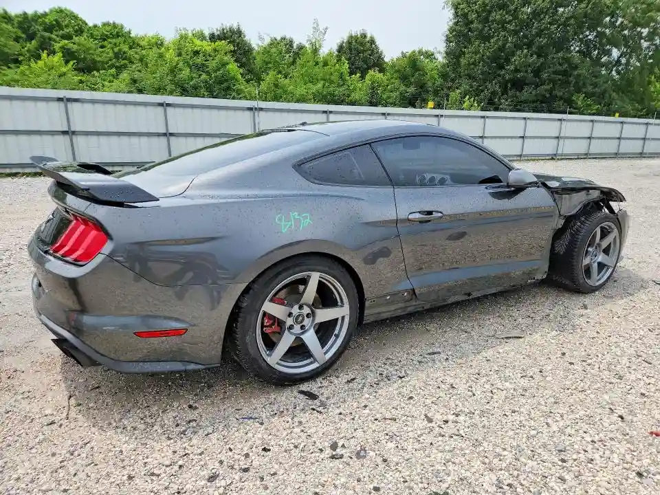 1FA6P8CF0J5162659 2018 FORD MUSTANG-2