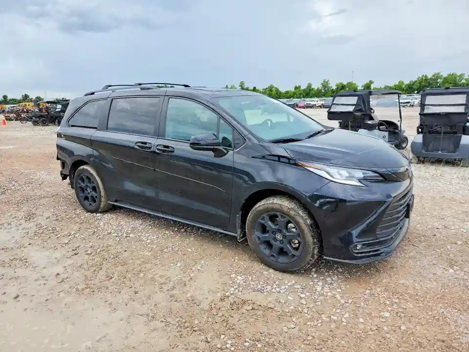 5TDCSKFC0SS214605 2025 TOYOTA SIENNA WOO-3