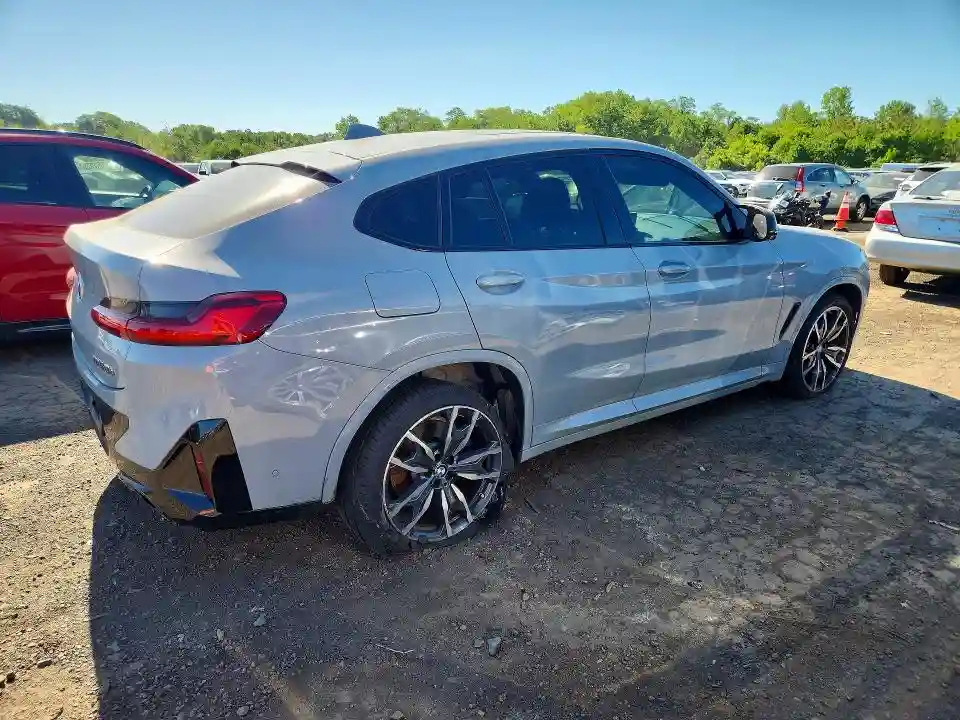 5UX43DT07N9K14545 2022 BMW X4-2