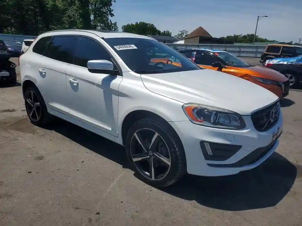 YV4902RS4F2726901 2015 VOLVO XC60-3