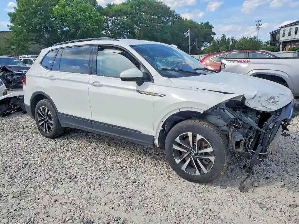 3VV0B7AX7NM157190 2022 VOLKSWAGEN TIGUAN-3
