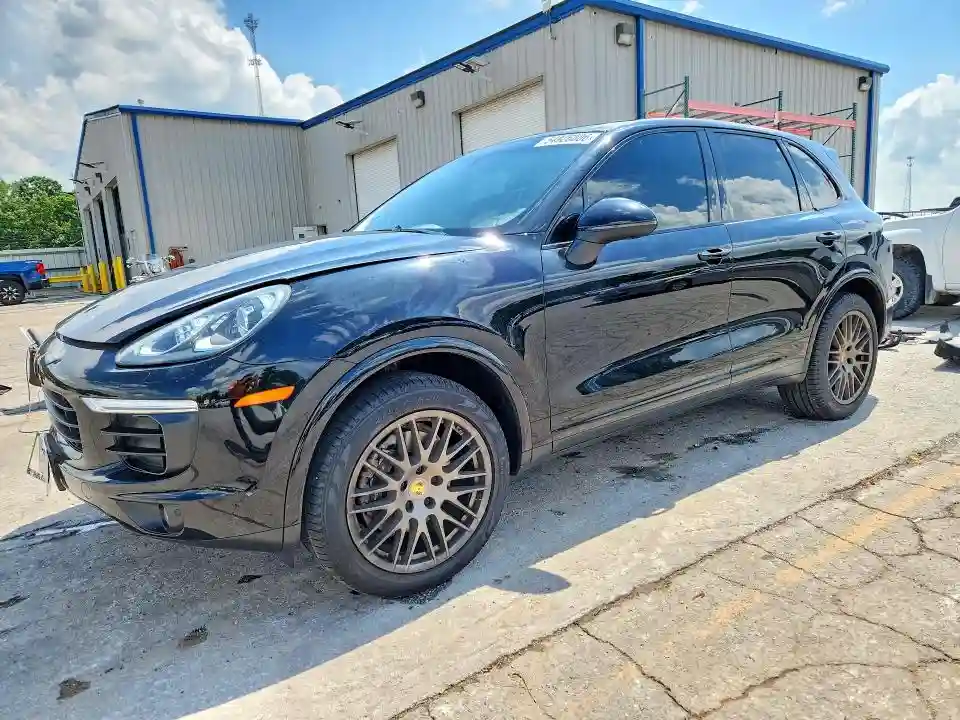 WP1AA2A29HKA80782 2017 PORSCHE CAYENNE-0