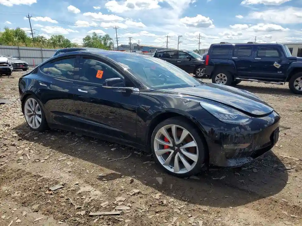 5YJ3E1EB6JF188119 2018 TESLA MODEL 3-3