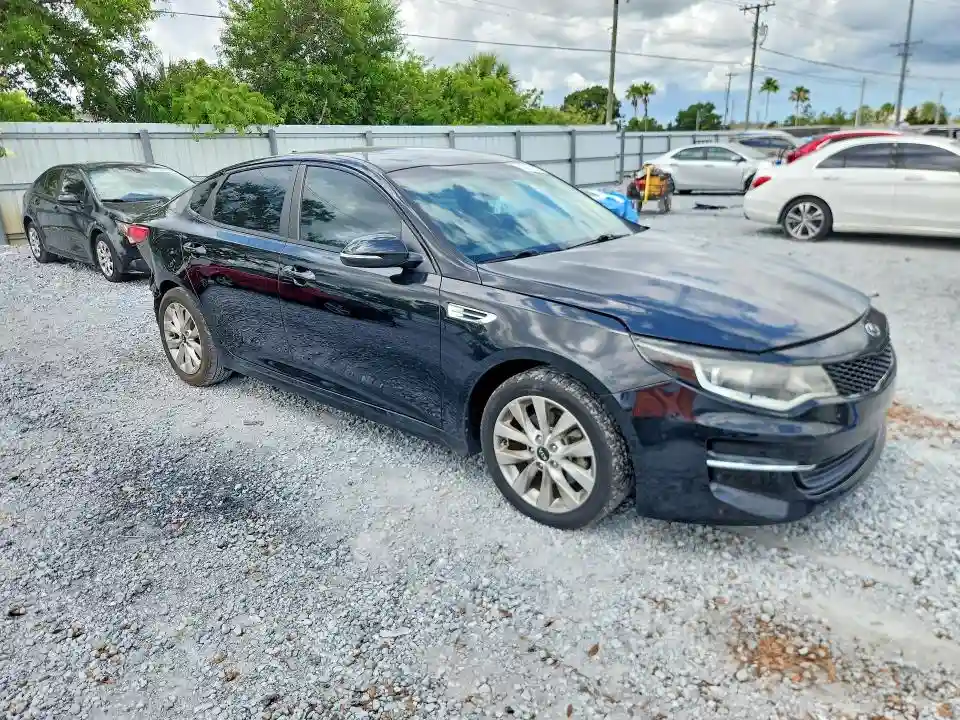 5XXGT4L36JG255559 2018 KIA OPTIMA-3
