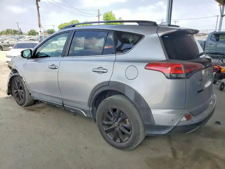 2T3RFREV8JW730458 2018 TOYOTA RAV4-1