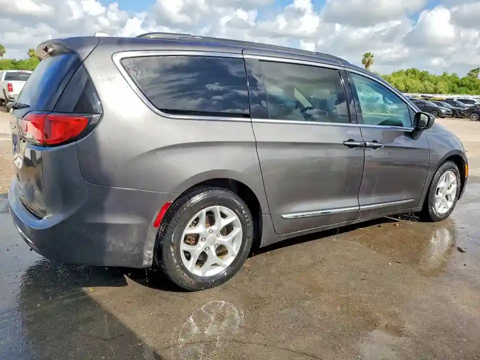 2C4RC1BG3HR803577 2017 CHRYSLER PACIFICA-2