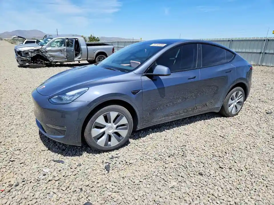 7SAYGDEEXPA042391 2023 TESLA MODEL Y-0