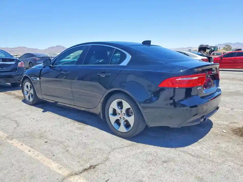 SAJAR4BG9HA973784 2017 JAGUAR XE-1