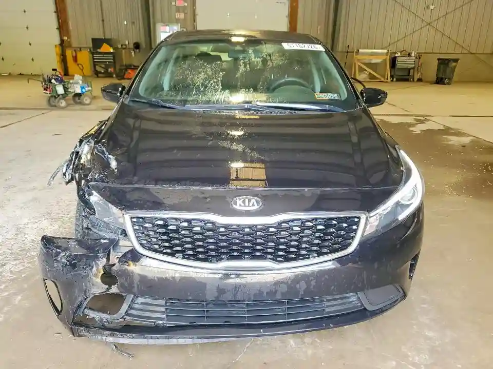 3KPFK4A77JE212619 2018 KIA FORTE-4