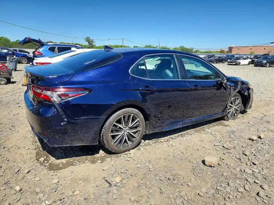 4T1G11AK1MU608072 2021 TOYOTA CAMRY-2