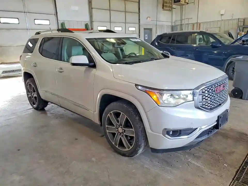 1GKKNPLS4HZ159454 2017 GMC ACADIA DEN-3