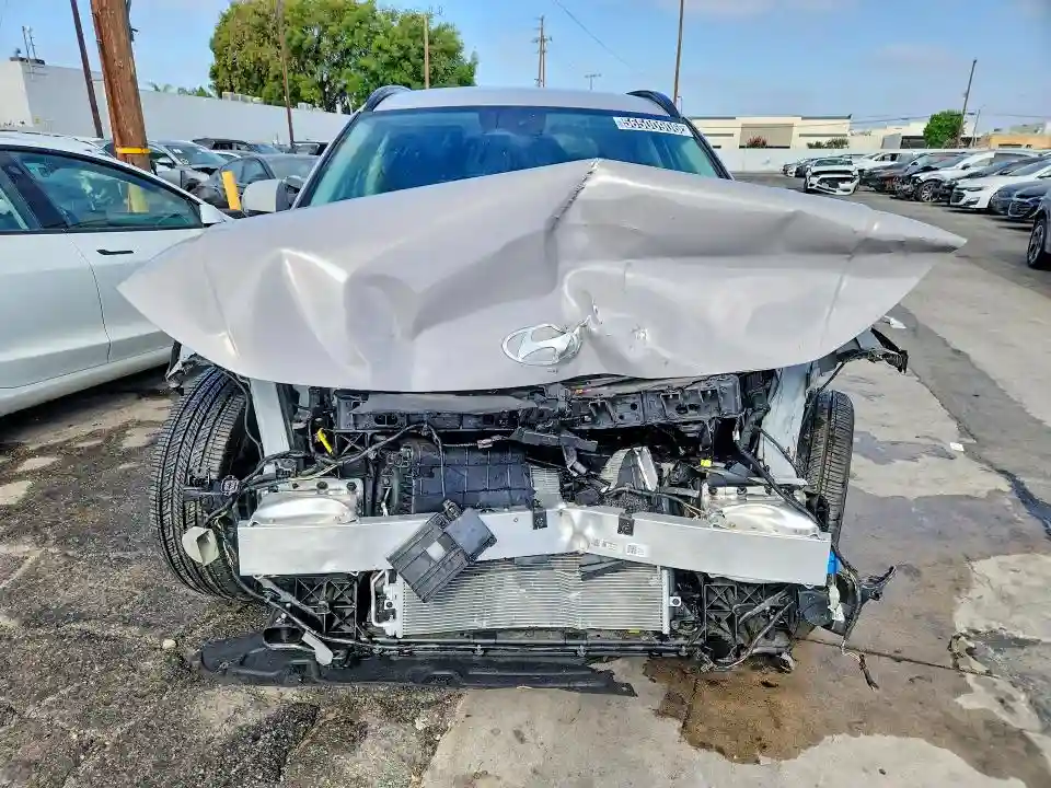 7YAKN4DA8SY032521 2025 HYUNDAI IONIQ-4