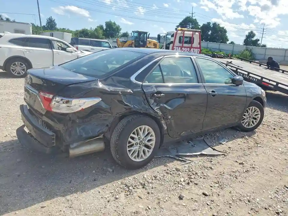 4T1BF1FK6HU771763 2017 TOYOTA CAMRY-2