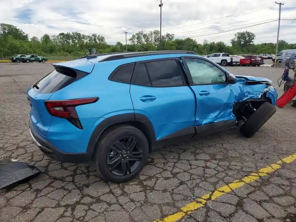 KL77LKEP6TC062901 2026 CHEVROLET TRAX-2