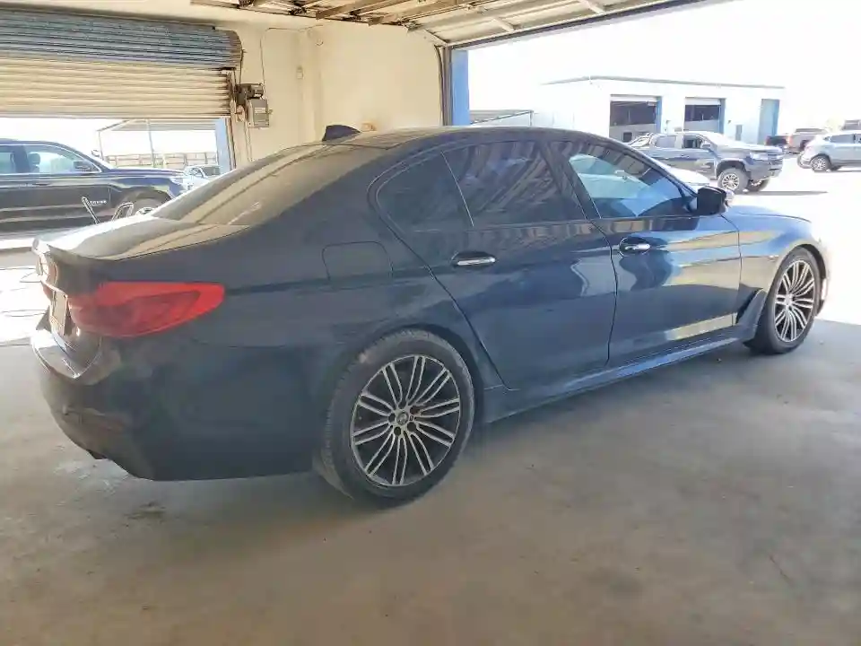 WBAJE7C38HWA03466 2017 BMW 5 SERIES-2
