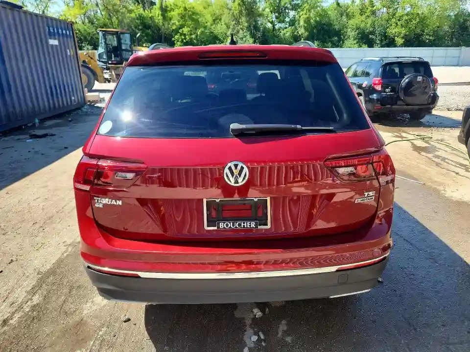 3VV2B7AX7JM148900 2018 VOLKSWAGEN TIGUAN-5